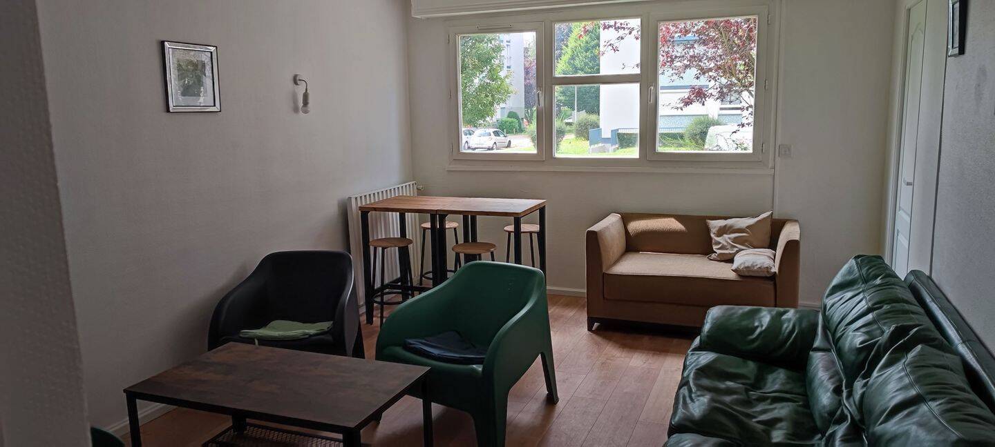 Appartement 5 pièces 82 m² · à Mont-Saint-Aignan · 82 m² · 420 €/mois