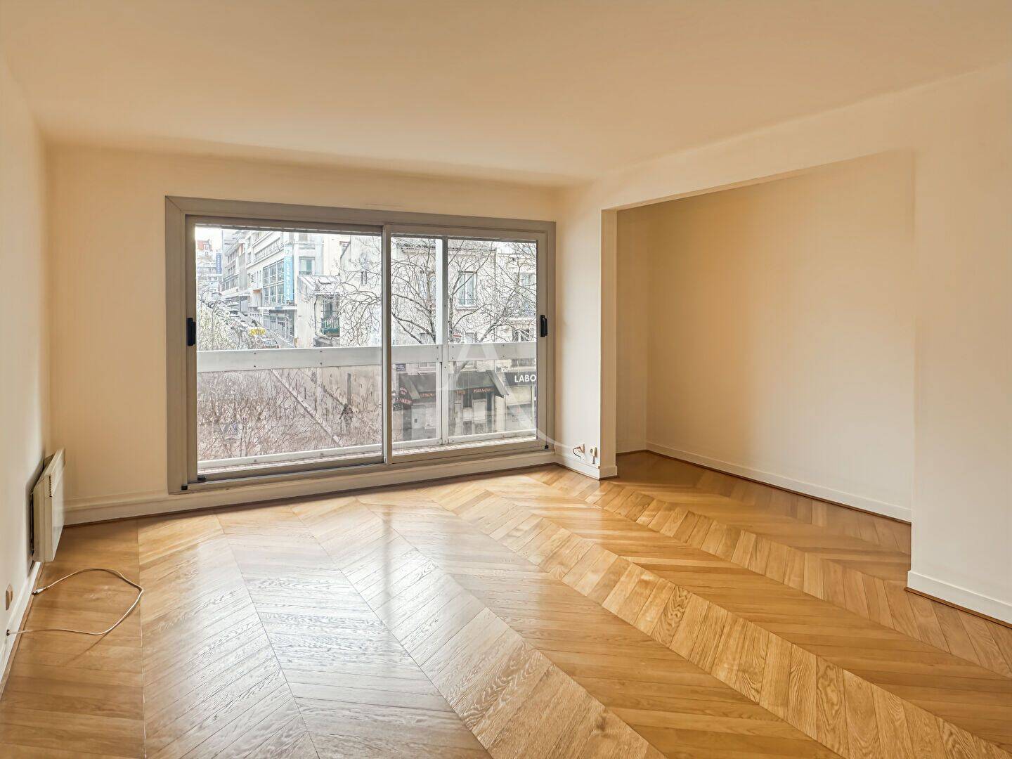 Appartement 3 pièces 70 m² · à Paris 12ème Arrondissement · 70,1 m² · 617 000 €