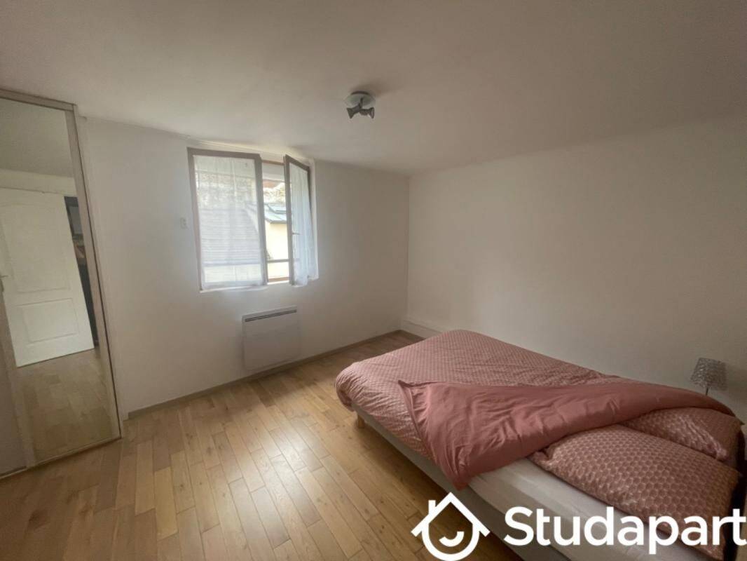 Maison 3 pièces 70 m² · à Champlan · 70 m² · 1 800 €