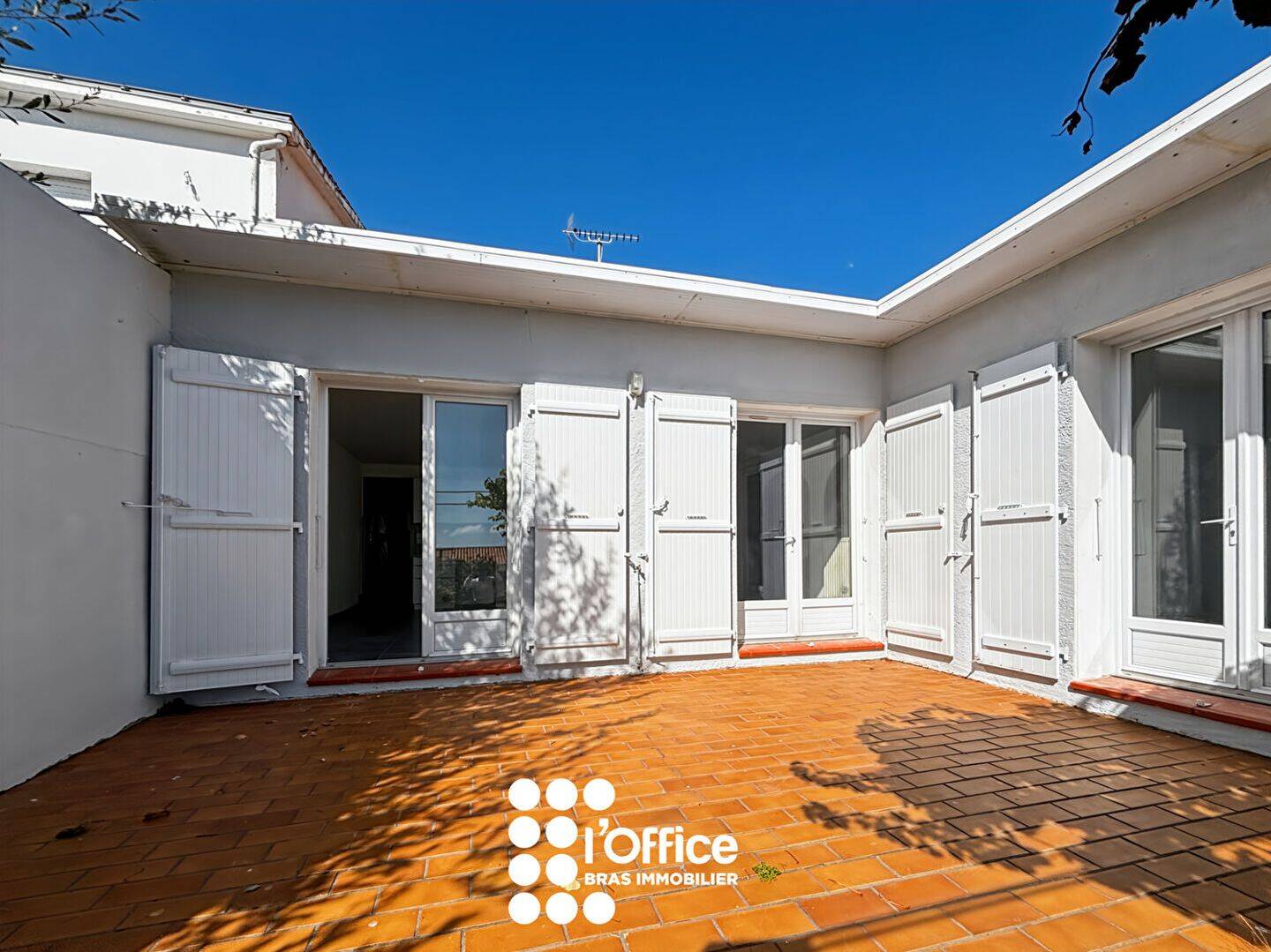 Maison 4 pièces 86 m² · à Brem-sur-Mer · 85,7 m² · 242 800 €