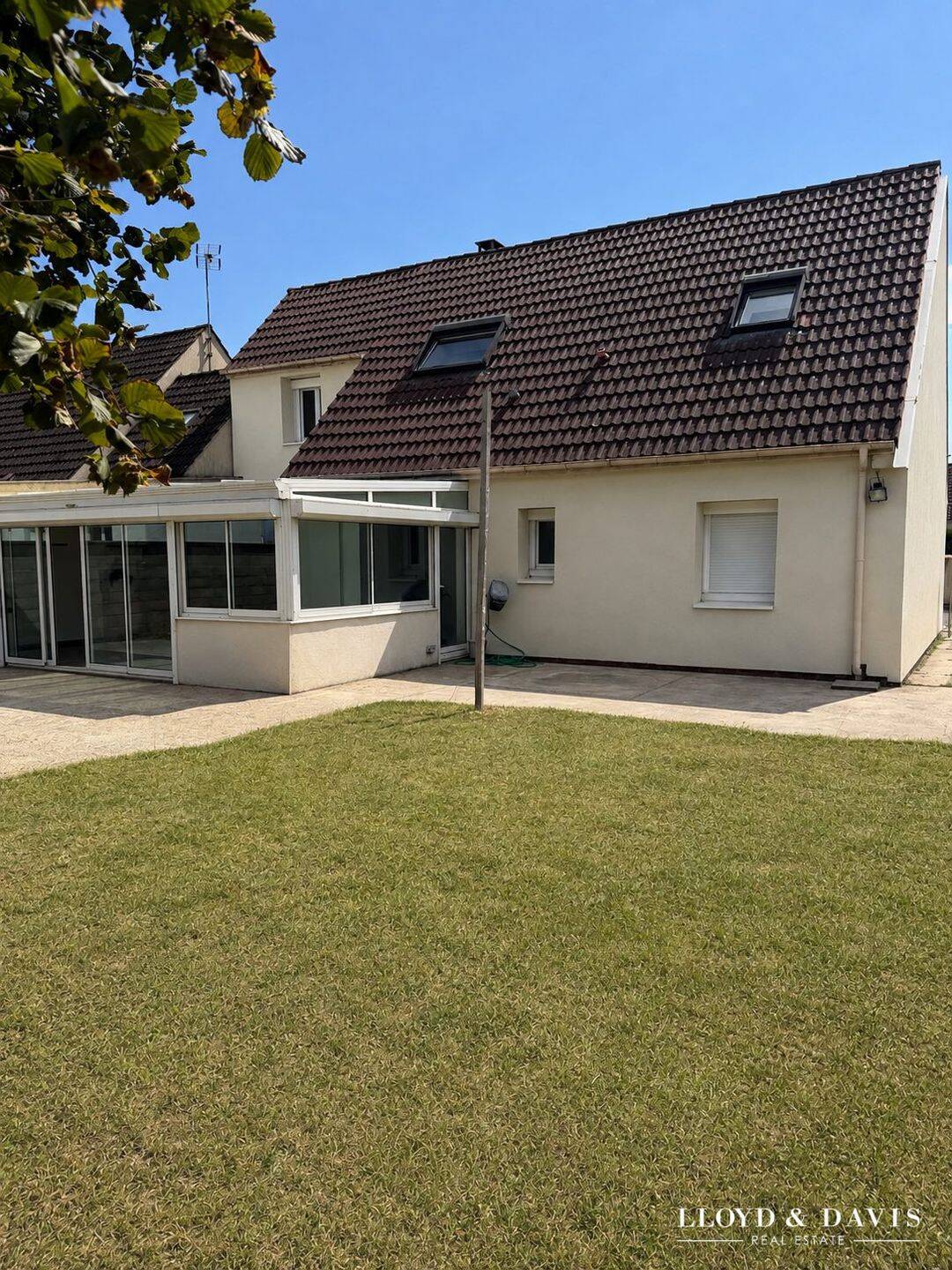 Maison 6 pièces 140 m² · à Chevrières · 140 m² · 290 000 €