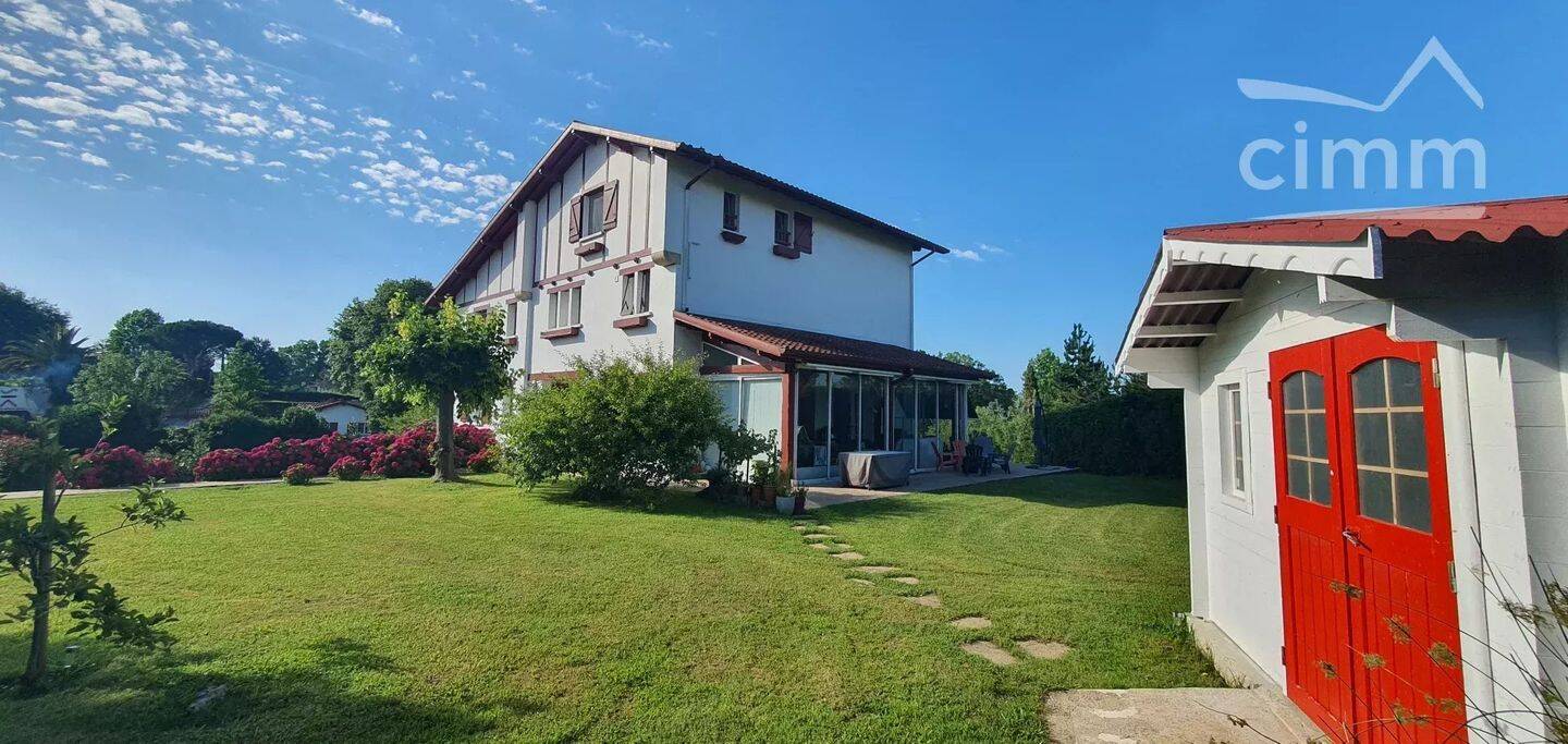 Maison 5 pièces 132 m² · à Villefranque · 132 m² · 485 760 €