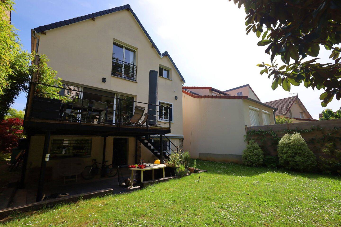 Maison 6 pièces 161 m² · à Clamart · 161,2 m² · 899 000 €