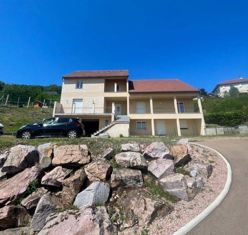 Maison 8 pièces 384 m² · à Montcenis · 384 m² · 300 000 €
