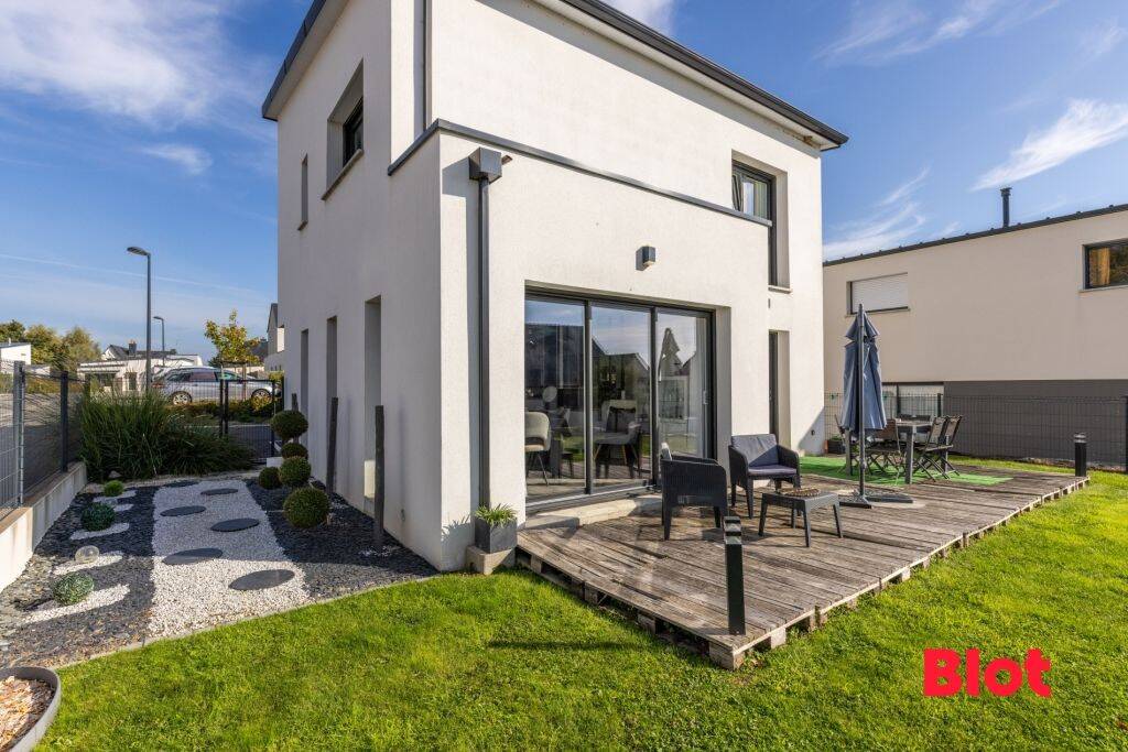 Maison 5 pièces 102 m² · à Saint-Aubin-du-Cormier · 101,8 m² · 292 600 €