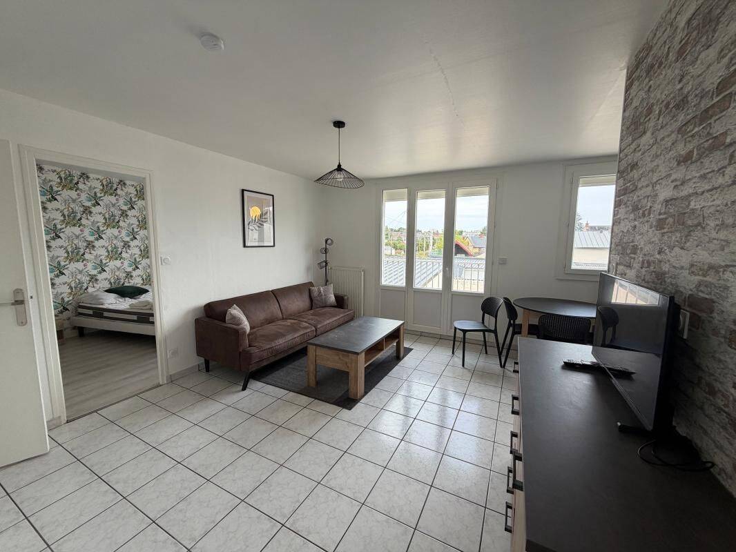 Appartement 2 pièces 47 m² · à Vierzon · 46,7 m² · 555 €