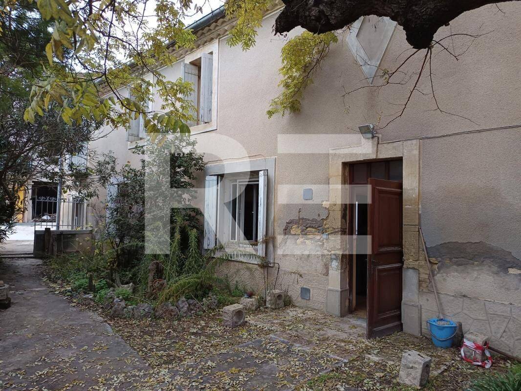 Maison 9 pièces 182 m² · à Aubais · 182 m² · 333 000 €