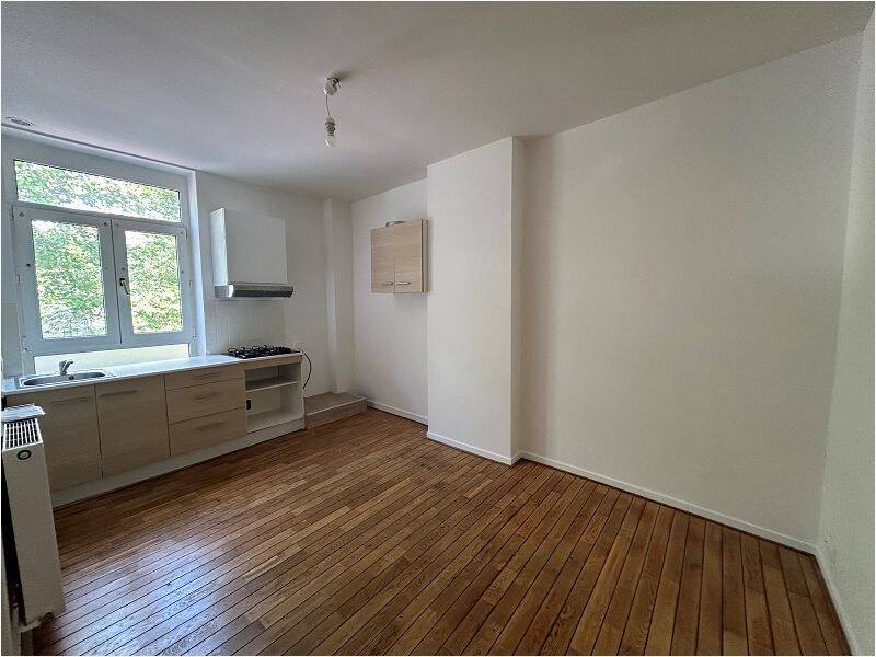 Appartement 2 pièces 29 m² · à La Madeleine · 28,6 m² · 562 €/mois