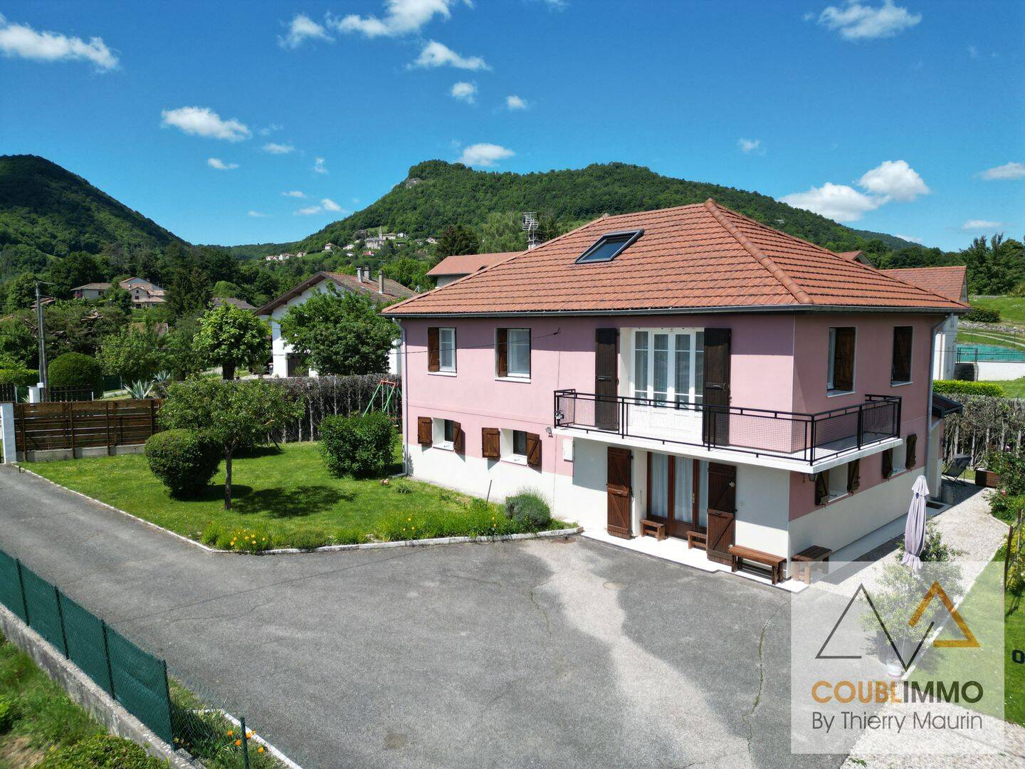 Maison 6 pièces 143 m² · à Coublevie · 143 m² · 439 000 €