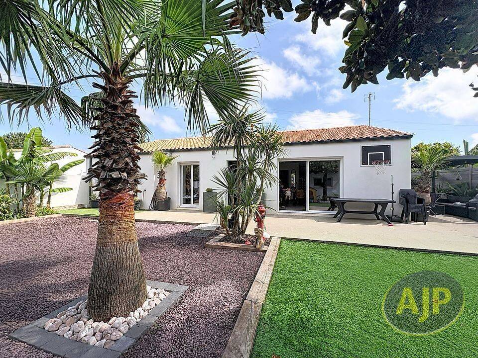 Maison 5 pièces 110 m² · à Challans · 110 m² · 348 000 €