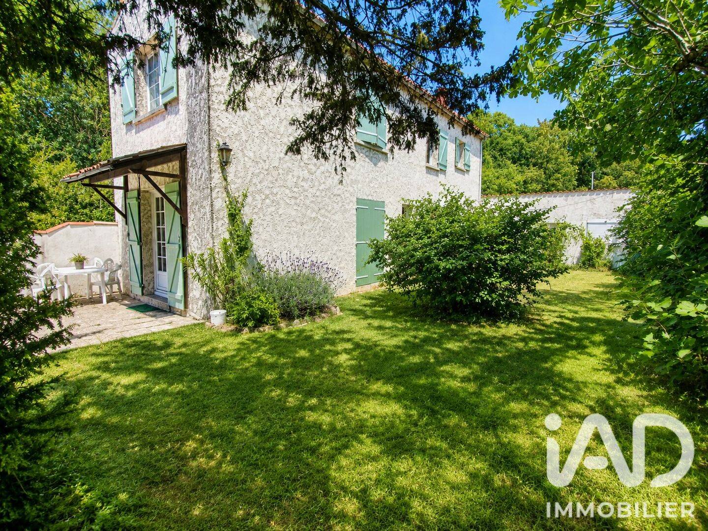 Maison 4 pièces 97 m² · à L'Houmeau · 97 m² · 296 000 €
