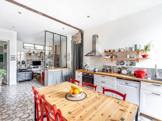 Appartement à vendre 270 000 € 4 pièces 3 chambres 96,4 m² RDC/3 Villefranche-sur-Saône 69400