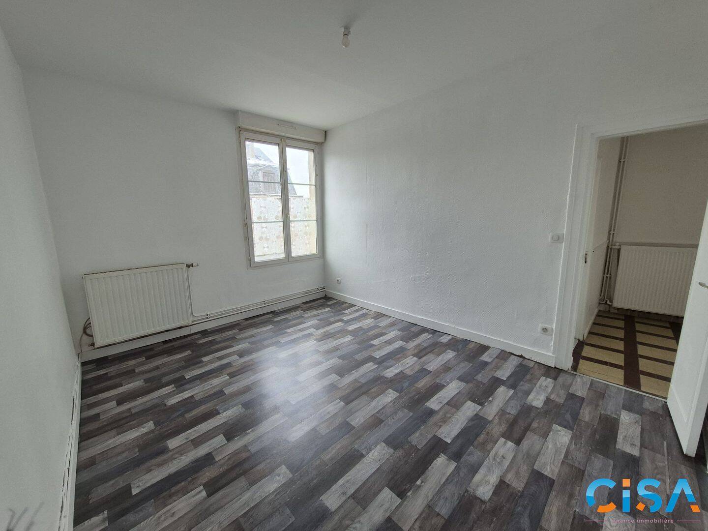 Appartement 3 pièces 49 m² · à Pont-Sainte-Maxence · 49 m² · 600 €/mois
