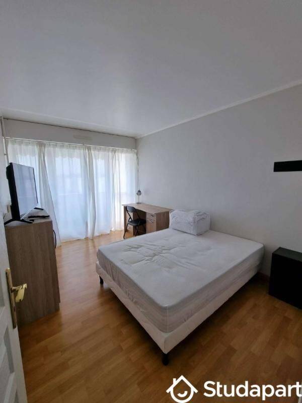 1 pièce 12 m² · à Bihorel · 12 m² · 400 €