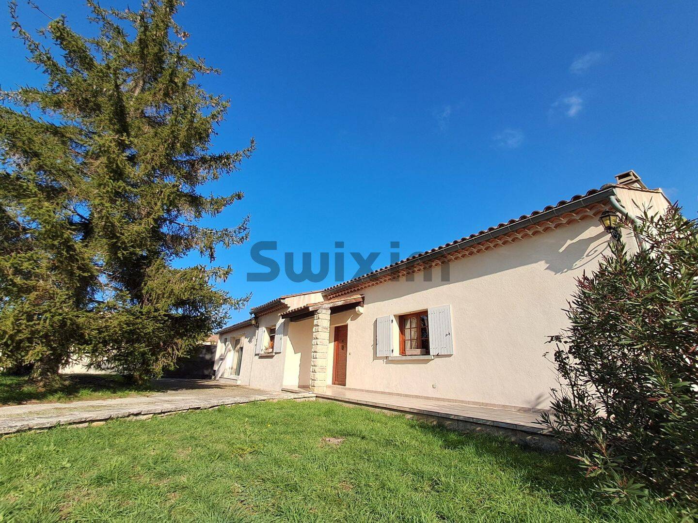 Maison 8 pièces 176 m² · à Barjac · 176 m² · 565 000 €