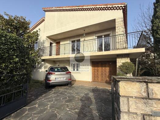 Maison à vendre 295 000 € 7 pièces 4 chambres 159 m² 700 m² de terrain Portes-lès-Valence 26800