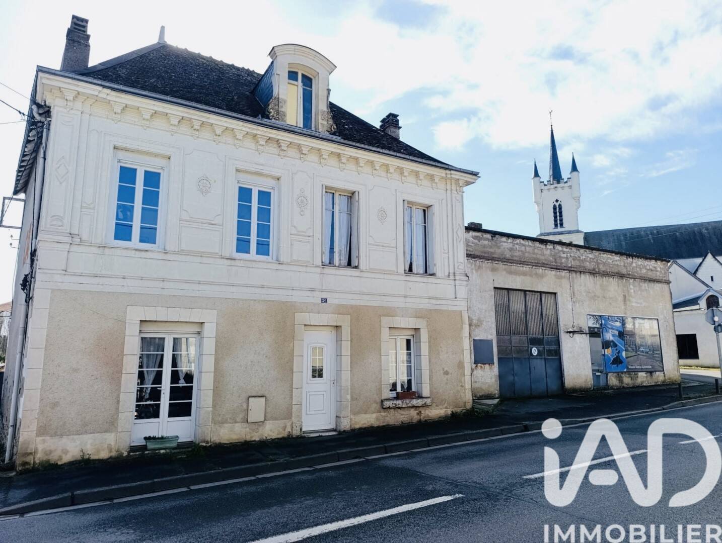 Maison 5 pièces 102 m² · à Valençay · 102 m² · 135 000 €