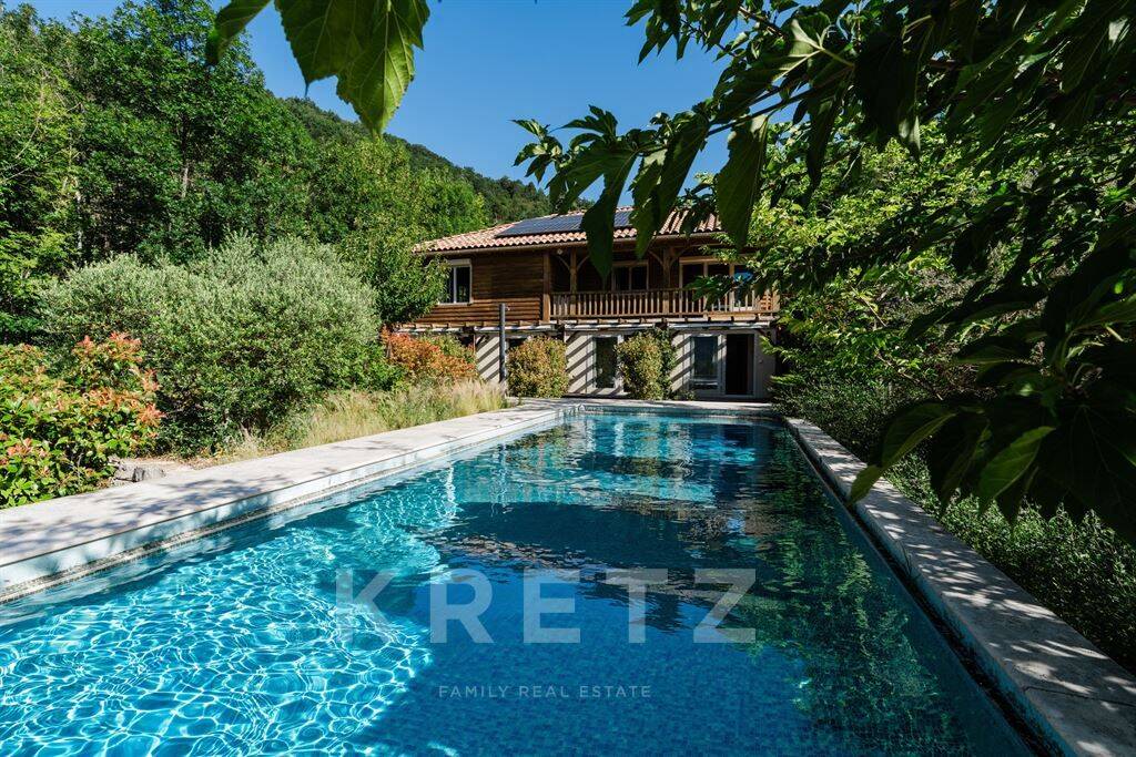 Maison 8 pièces 178 m² · à Quillan · 178 m² · 410 000 €