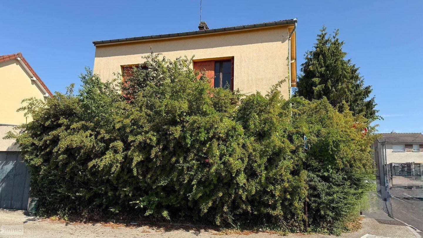 Maison 6 pièces 145 m² · à Châlons-en-Champagne · 145 m² · 99 730 €