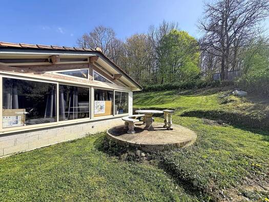 Maison de plain-pied à vendre 299 000 € 5 pièces 3 chambres 120 m² 985 m² de terrain Cambes 33880