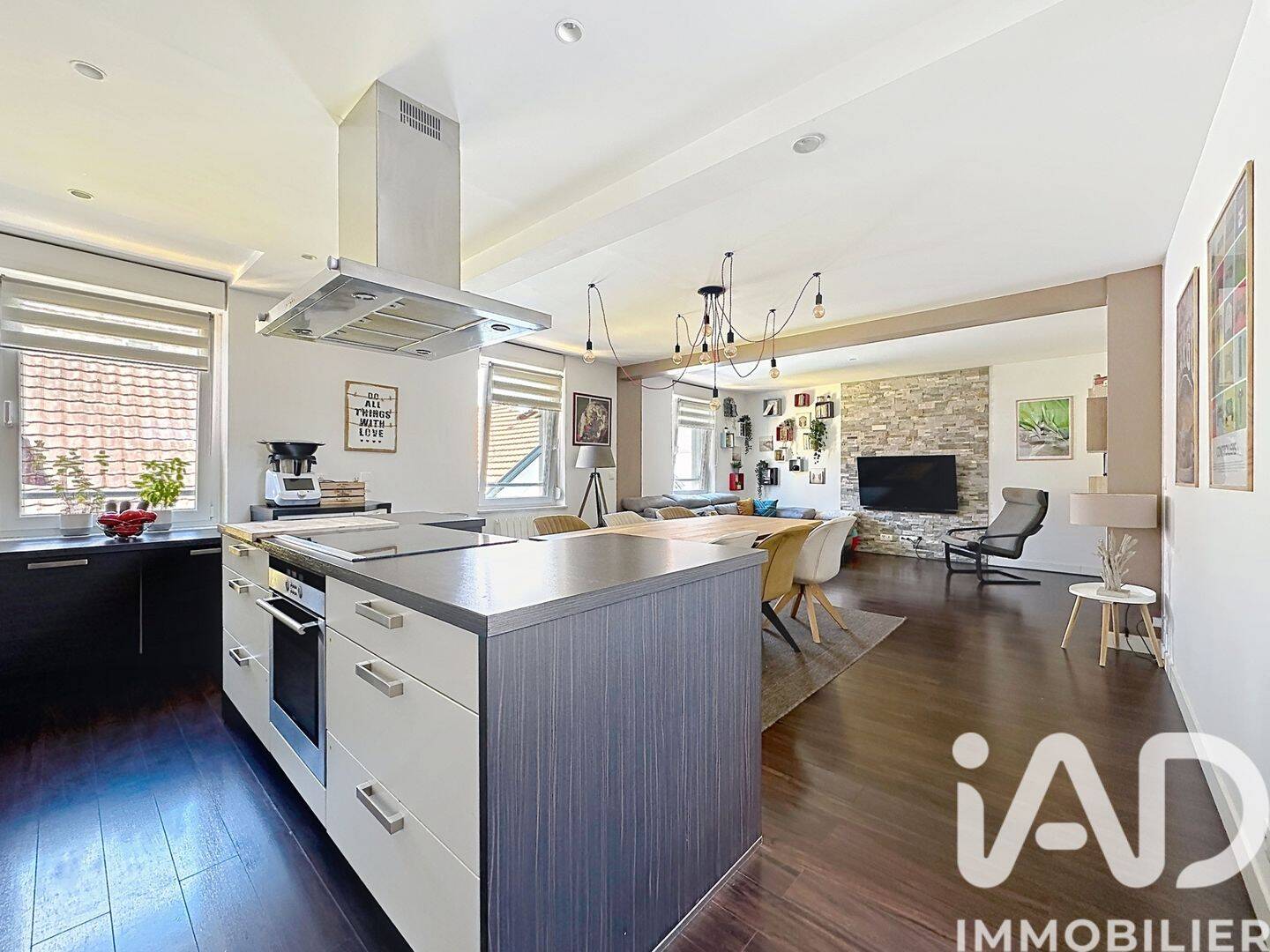 Appartement 4 pièces 103 m² · à Bischheim · 102,8 m² · 265 000 €