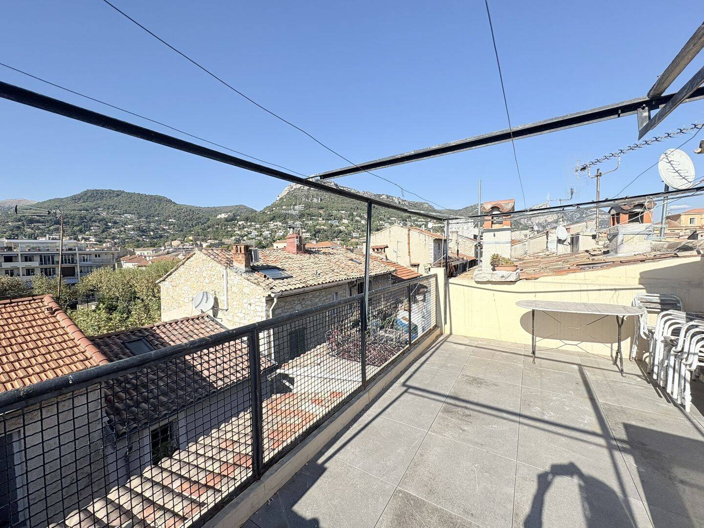 Maison 4 pièces 91 m² · à Vence · 91,4 m² · 235 000 €