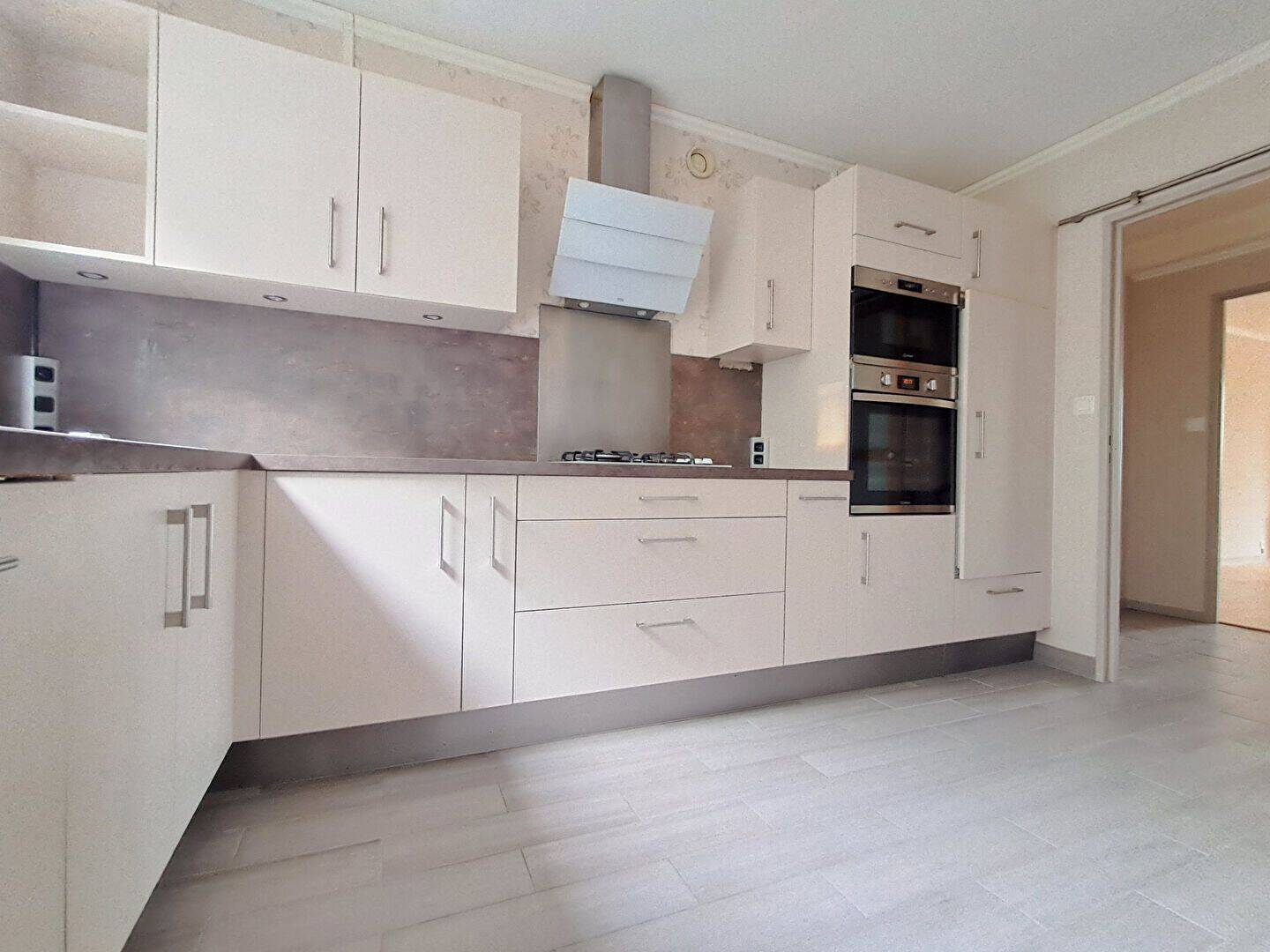 Appartement 5 pièces 107 m² · à Sens · 107 m² · 232 000 €