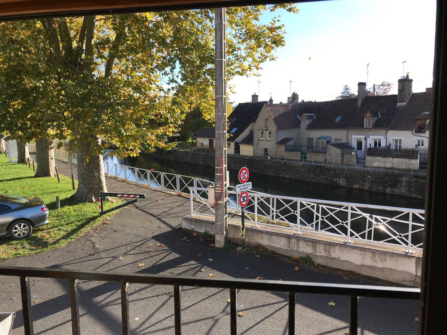 Maison 4 pièces 90 m² · à Sainte-Geneviève-des-Bois · 90 m² · 695 €