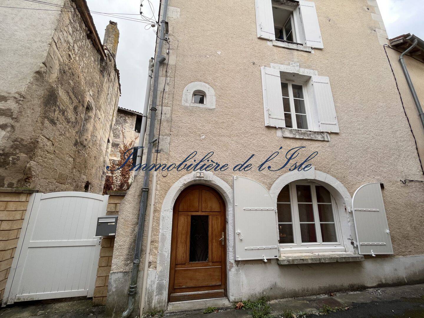 Maison 3 pièces 77 m² · à Lisle · 77 m² · 81 750 €