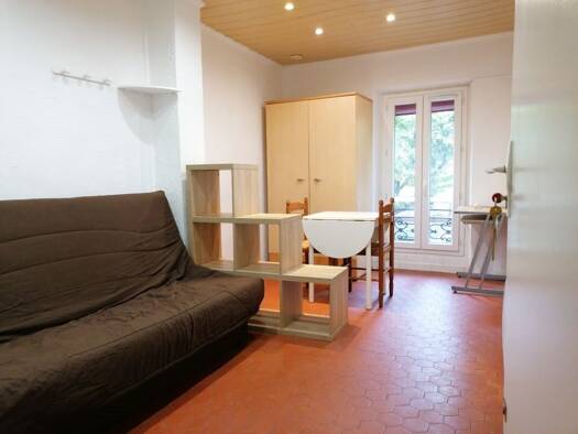 Studio à louer 545 € 1 pièce 17 m² Les Aires-Notre Dame Gardanne 13120