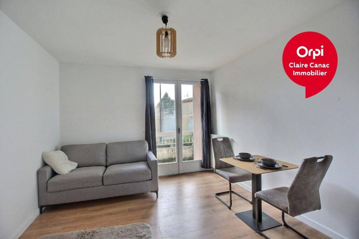 Appartement 1 pièce 18 m² · à Castres · 18 m² · 390 €