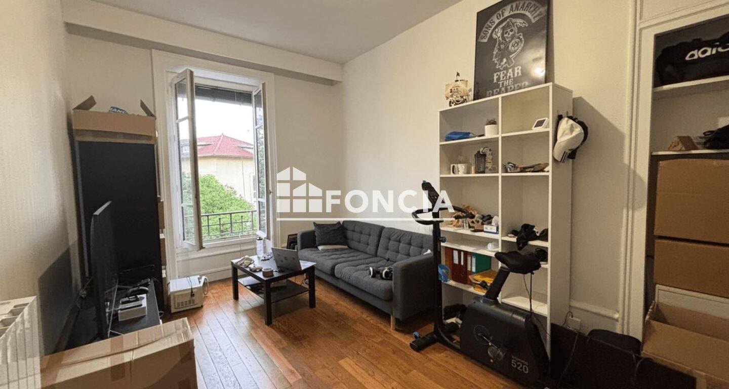 Appartement 1 pièce 40 m² · à Lyon 7ème Arrondissement · 40 m² · 701 €