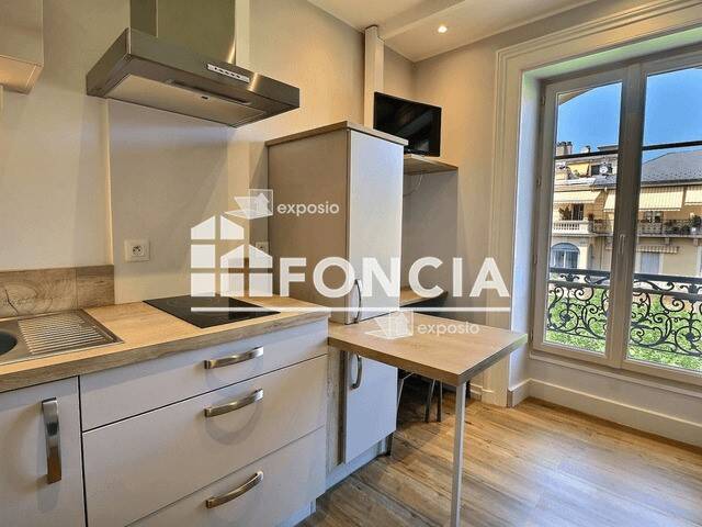 Appartement 1 pièce 14 m² · à Aix-les-Bains · 14,1 m² · 464 €