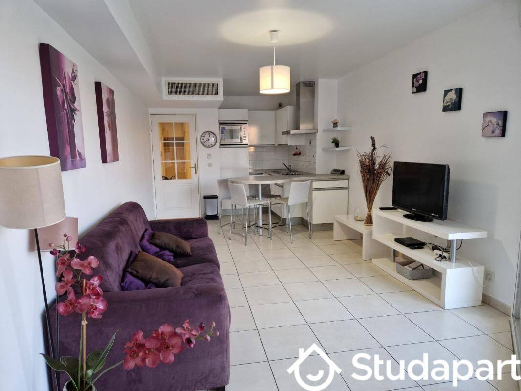 Appartement 2 pièces 38 m² · à Antibes · 38 m² · 1 020 €