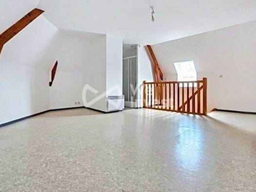 Immeuble à vendre 515 000 € 408 m² Saffré 44390