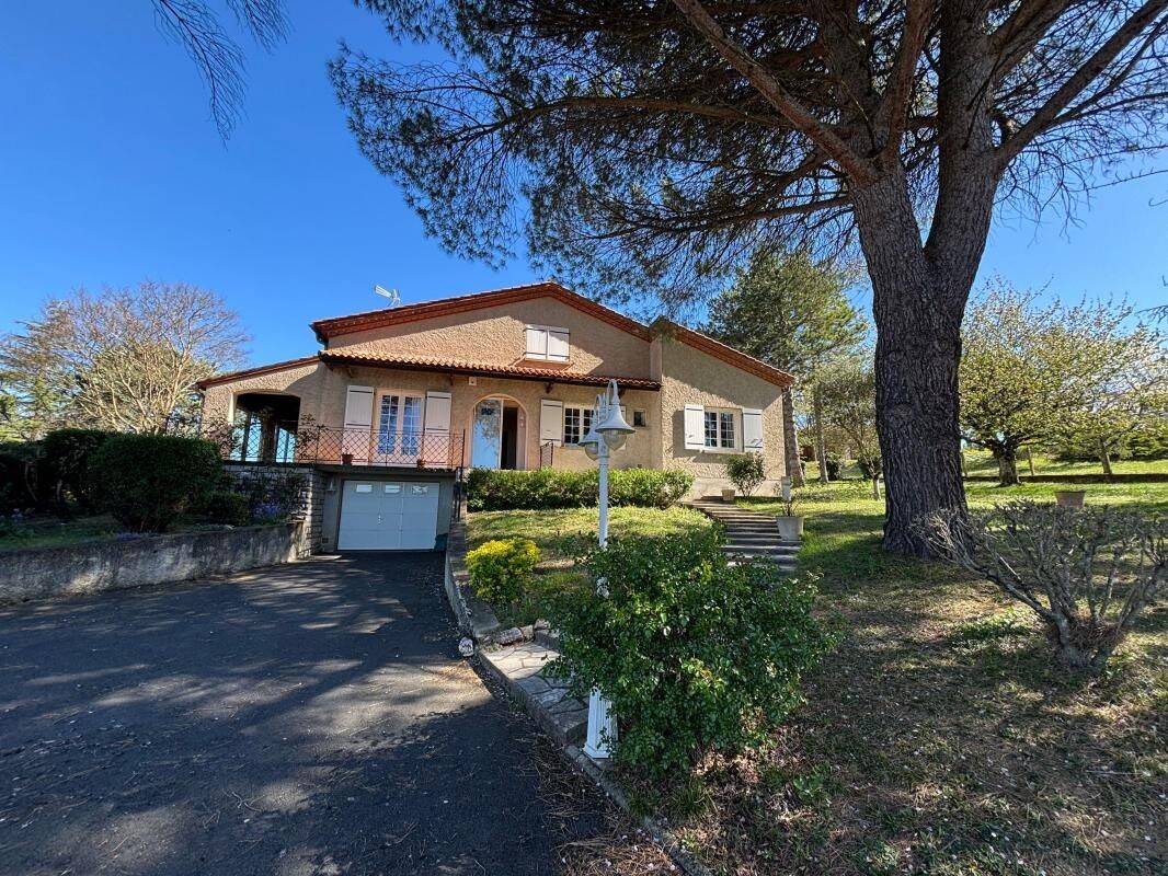 Maison 5 pièces 180 m² · à Castres · 180 m² · 355 000 €