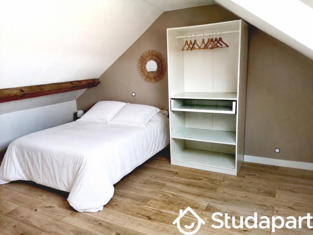 1 pièce 10 m² · à Roubaix · 10 m² · 490 €