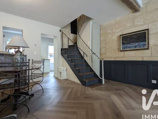 Maison de ville à vendre 146 000 € 4 pièces 3 chambres 90 m² 69 m² de terrain La Chartre-sur-le-Loir 72340