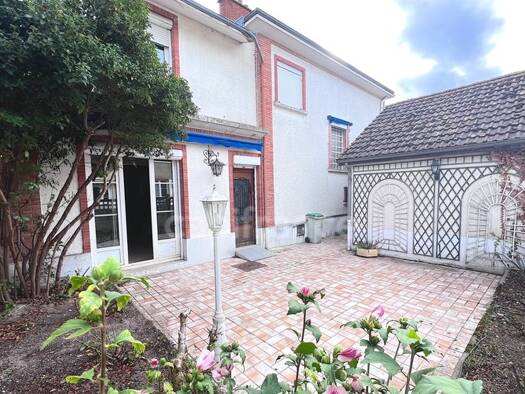 Maison à vendre 154 000 € 6 pièces 4 chambres 142 m² 190 m² de terrain Vertus 51130