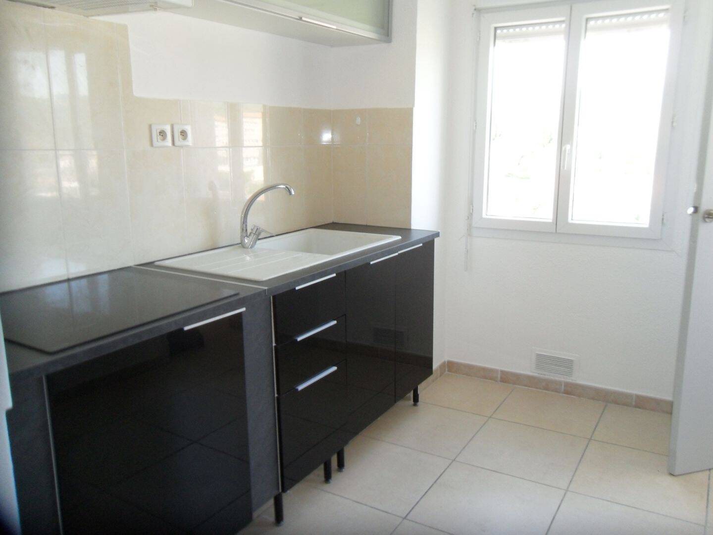 Appartement 2 pièces 47 m² · à Alès · 47 m² · 490 €/mois
