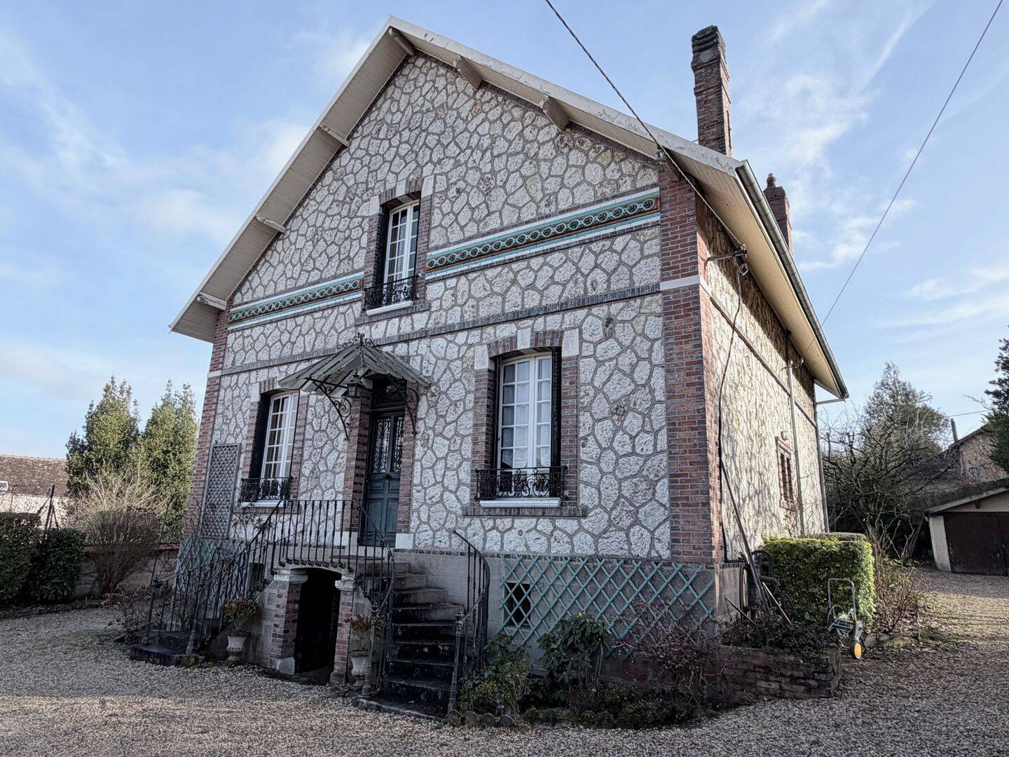 Maison 6 pièces 169 m² · à Pont-sur-Yonne · 169 m² · 280 000 €