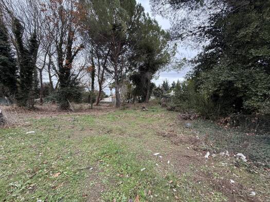 Terrain constructible viabilisé à vendre 259 000 € 1 204 m² de terrain La Roquette Lunel 34400