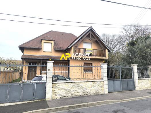 Maison à vendre 535 500 € 6 pièces 4 chambres 127 m² 372 m² de terrain Val Sud Bezons 95870