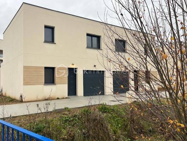 Maison 4 pièces 85 m² · à Déville-lès-Rouen · 85 m² · 249 000 €