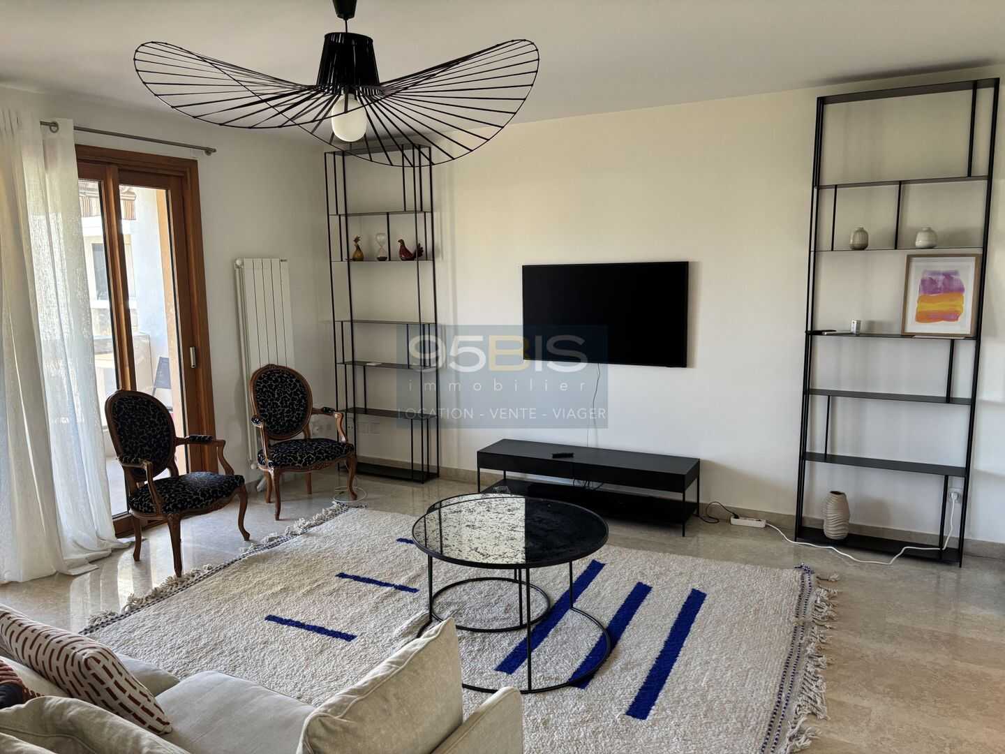 4 pièces 127 m² · à Lyon 3ème Arrondissement · 127 m² · 2 390 €/mois