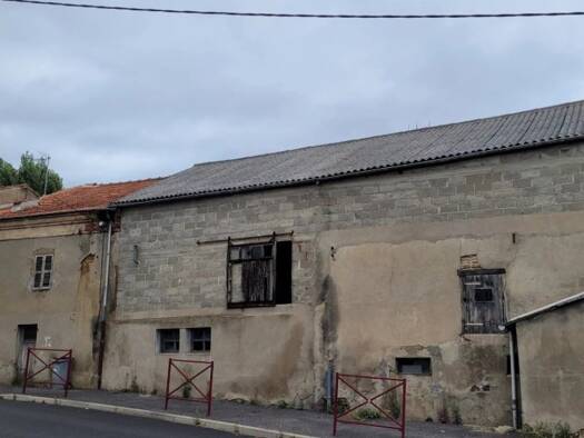 Maison à vendre 65 000 € 4 pièces 3 chambres 104 m² Frugerès-les-Mines 43250