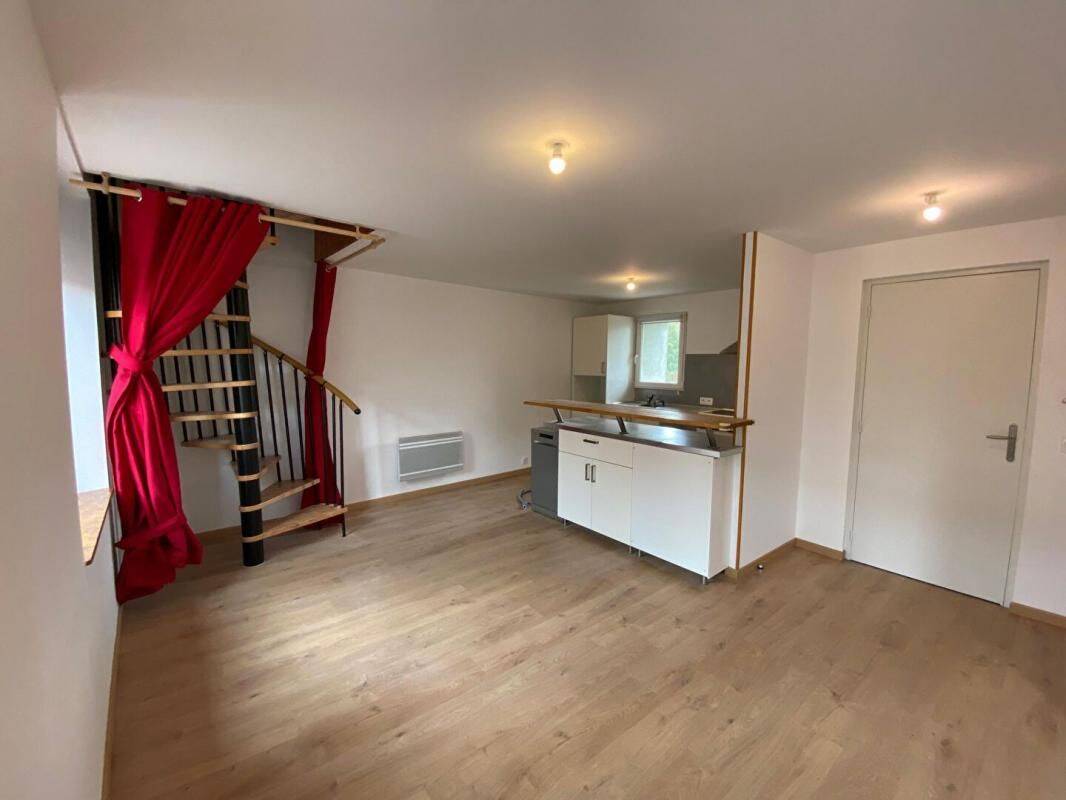 Appartement 3 pièces 62 m² · à Saint-Amans-Soult · 62,2 m² · 450 €/mois