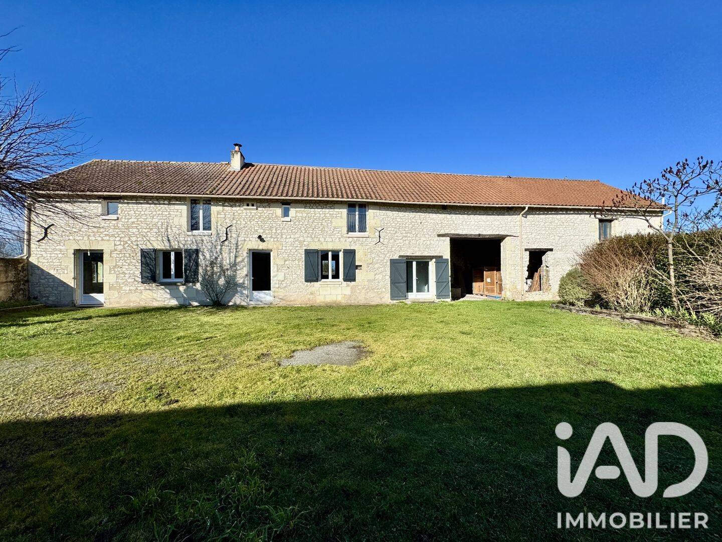 Maison 5 pièces 194 m² · à Luzé · 194 m² · 333 000 €