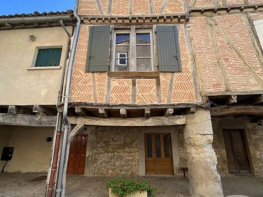 Maison à louer 710 € 4 pièces 2 chambres 121 m² Montdragon 81440