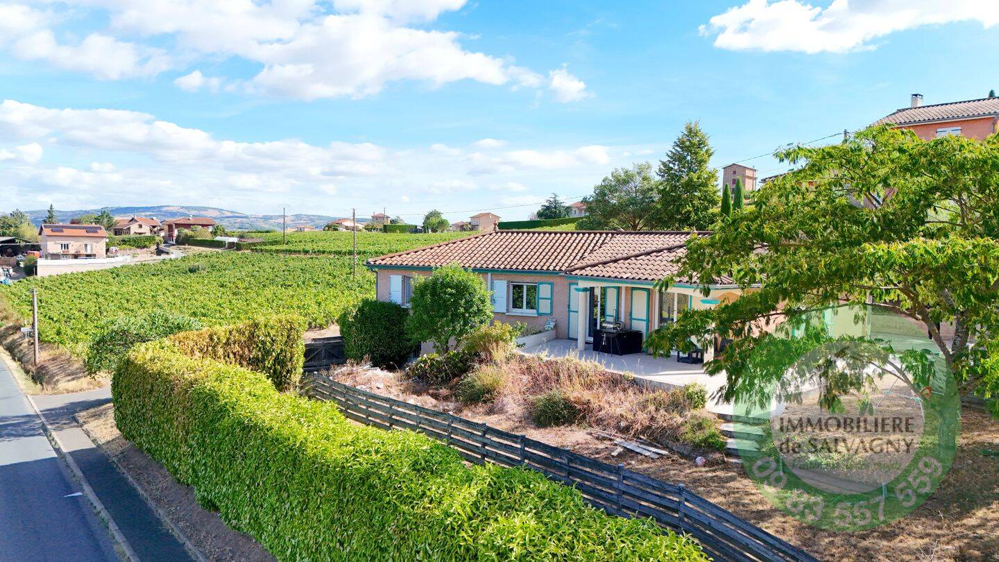Maison 5 pièces 112 m² · à Sarcey · 111,8 m² · 465 000 €